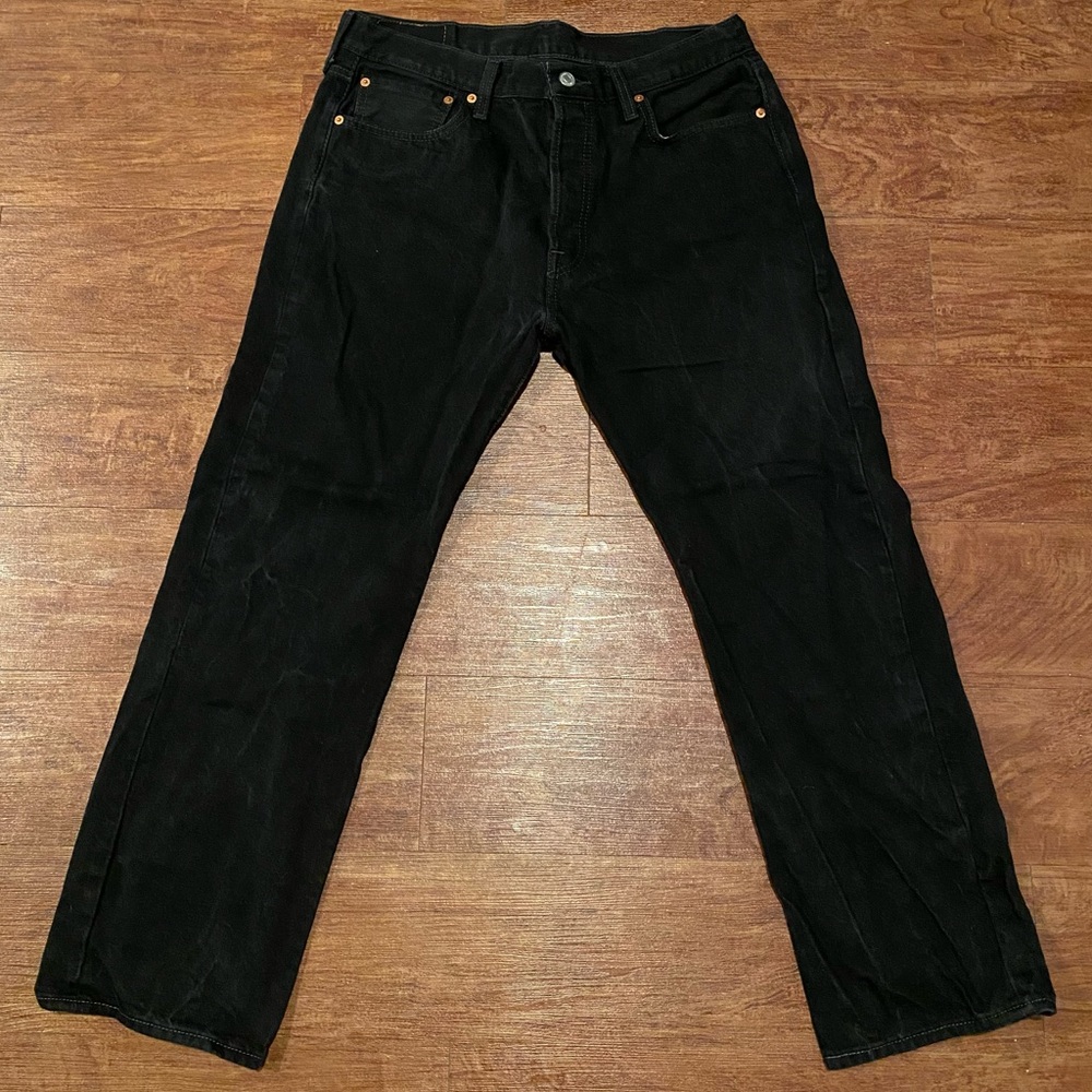 Black Levi’s 501 Button Fly (34x29)